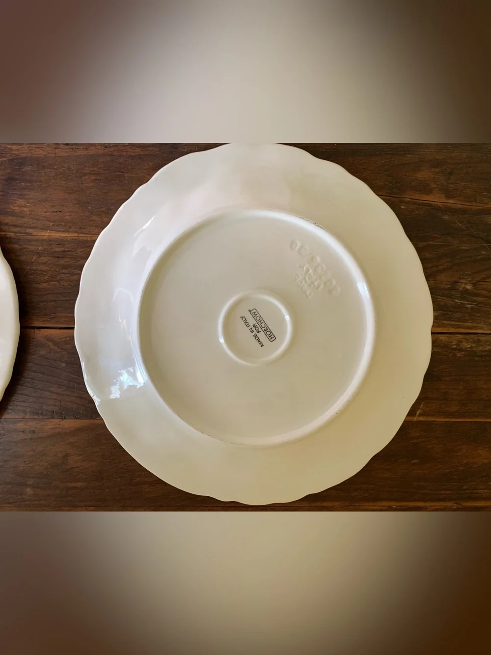 2 Horchow HCH20 Dinner Plates Cream Scalloped Grapes Ivory Ceramic